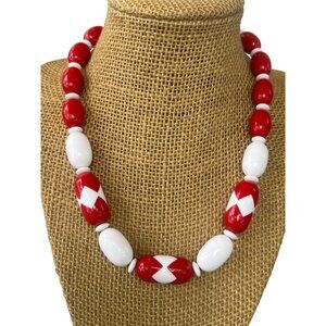 Vintage Red White Bead Necklace With Oval Geometric Beads MCM Screw Barrel 16"